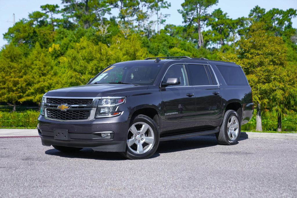 2017 CHEVROLET Suburban