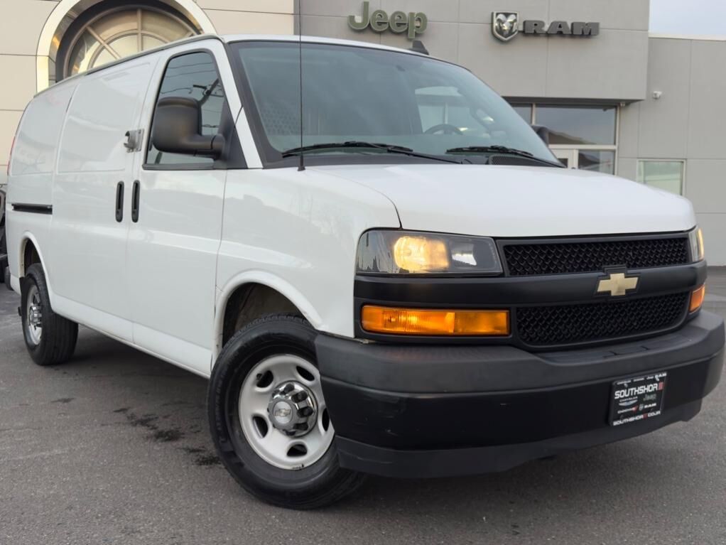 2019 CHEVROLET Express