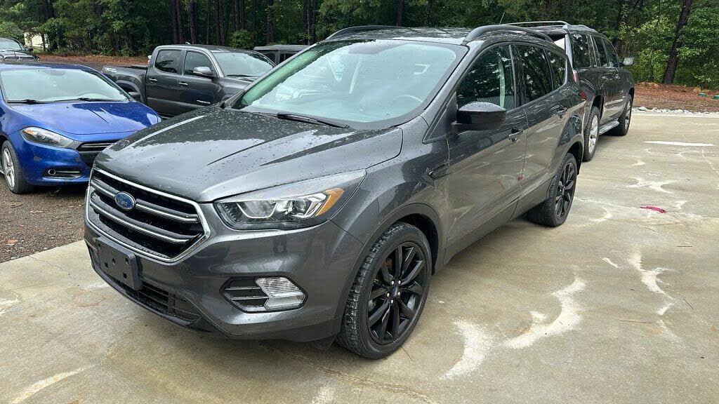 2019 FORD Escape