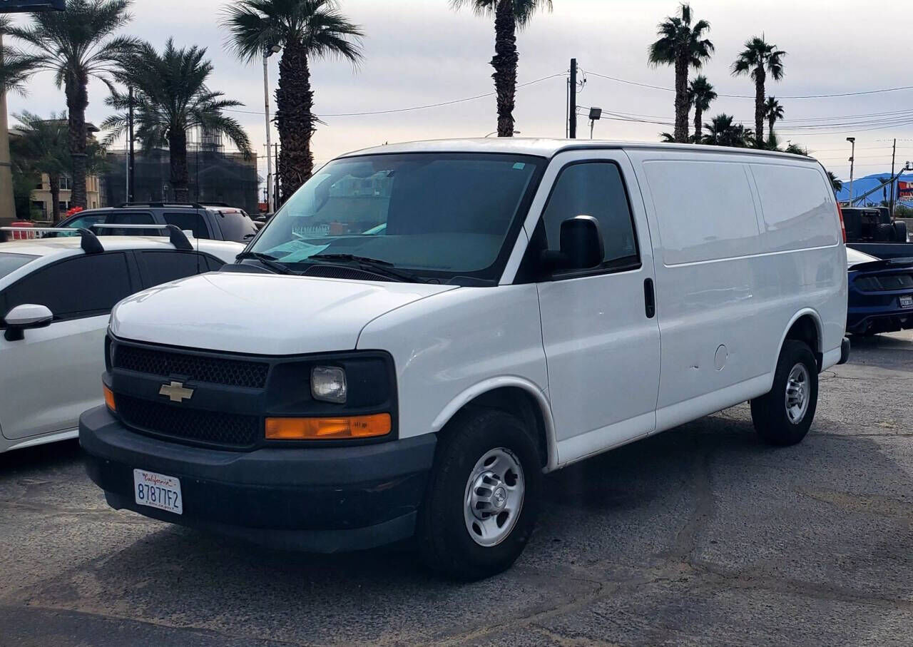 2017 CHEVROLET Express