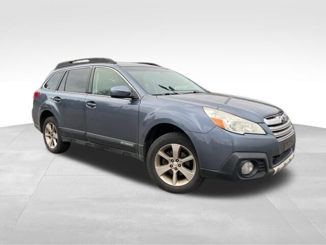 2014 SUBARU Outback