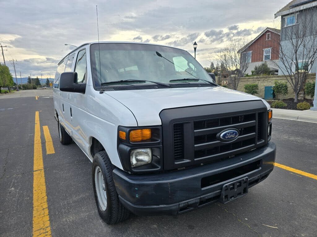 2008 FORD E-150