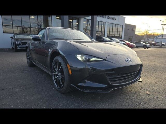 2025 MAZDA MX-5