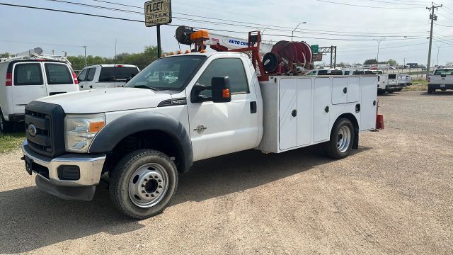 2013 FORD F-550