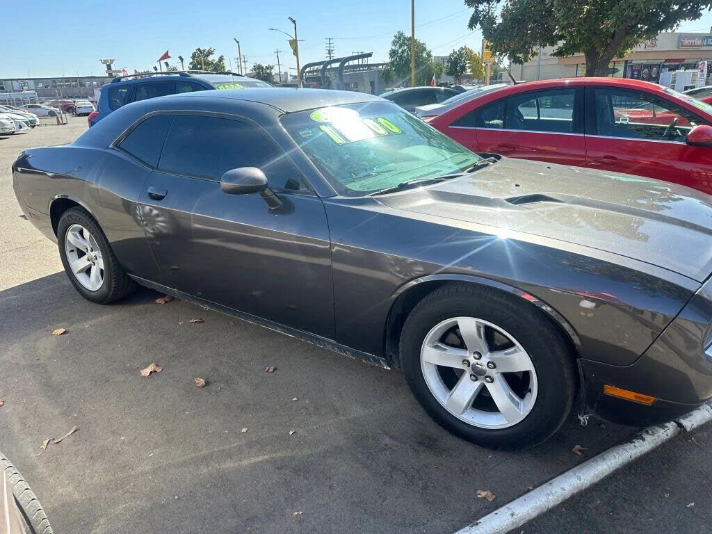 2013 DODGE Challenger