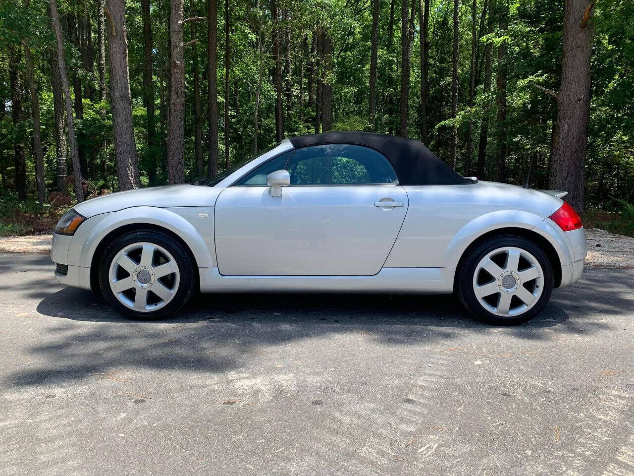 2002 AUDI TT