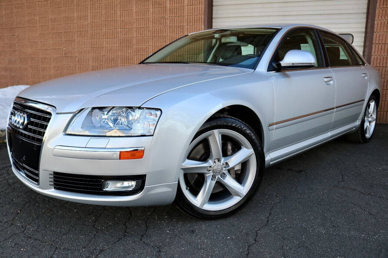 2010 AUDI A8