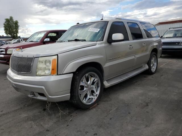 2004 CADILLAC Escalade
