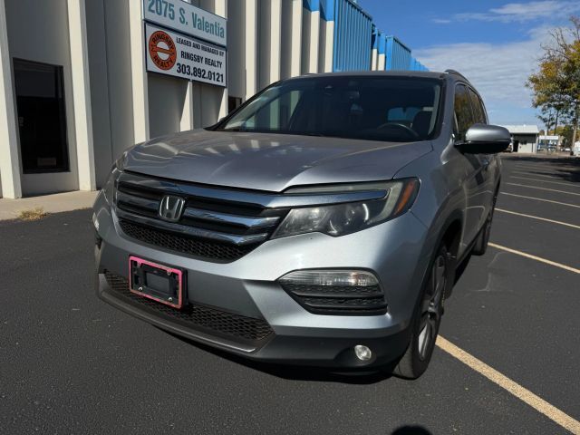 2017 HONDA Pilot