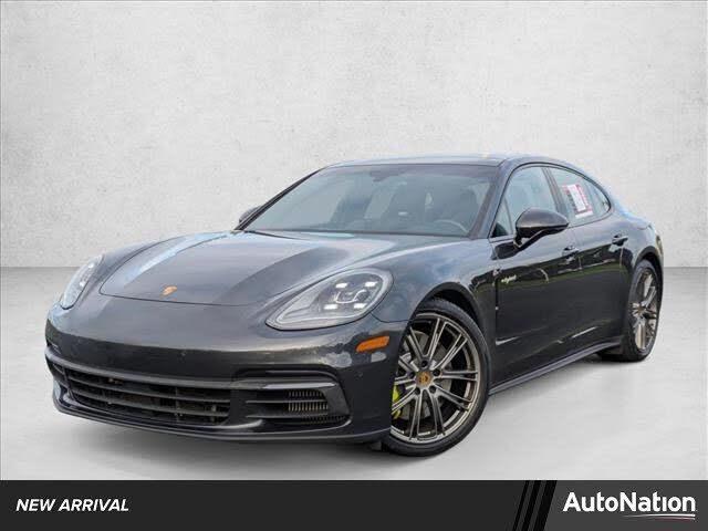 2019 PORSCHE Panamera