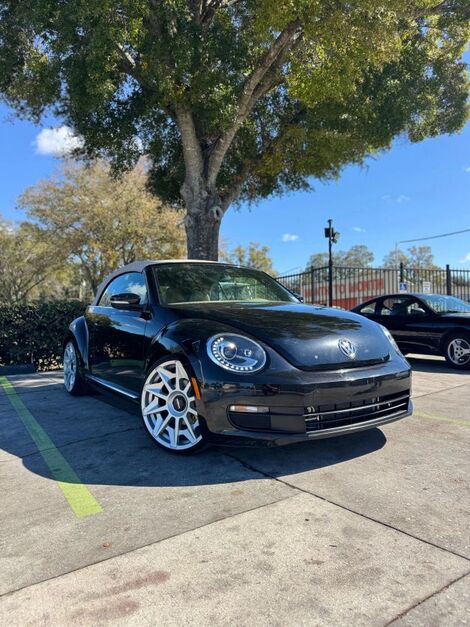 2014 VOLKSWAGEN Beetle