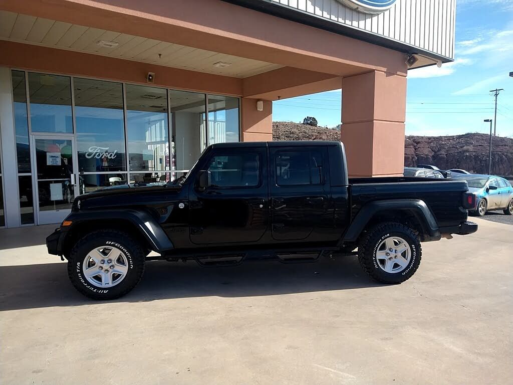 2020 JEEP Gladiator