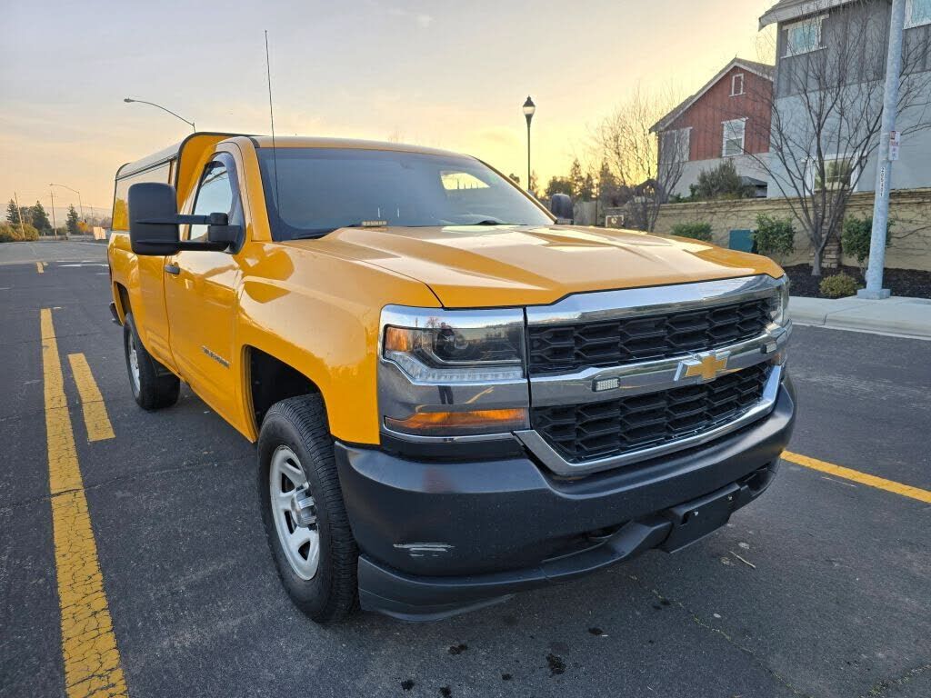 2018 CHEVROLET Silverado