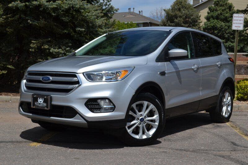2017 FORD Escape