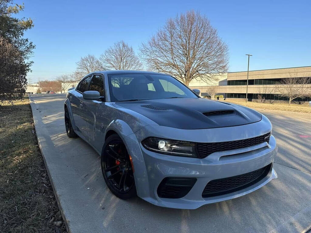 2021 DODGE Charger