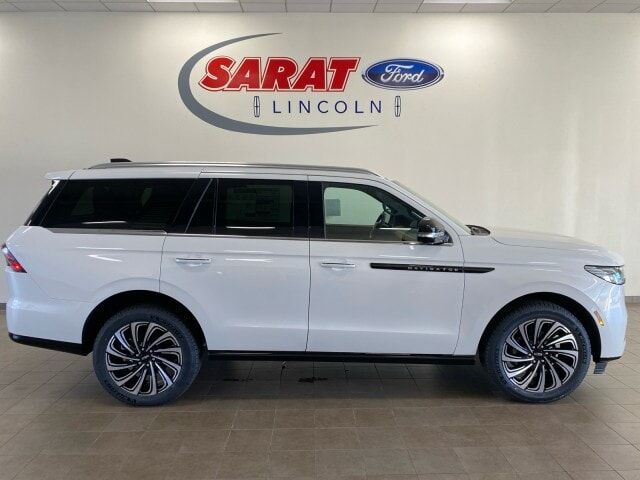 2025 LINCOLN Navigator