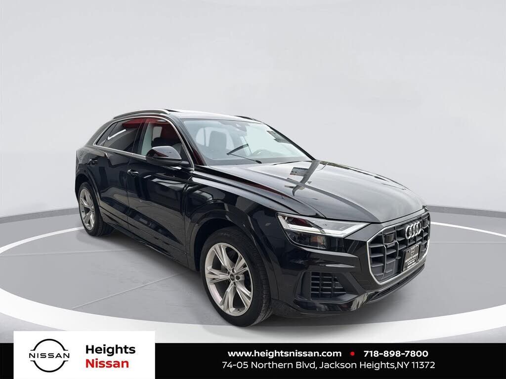 2022 AUDI Q8