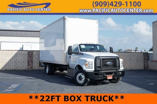 2017 FORD F-650