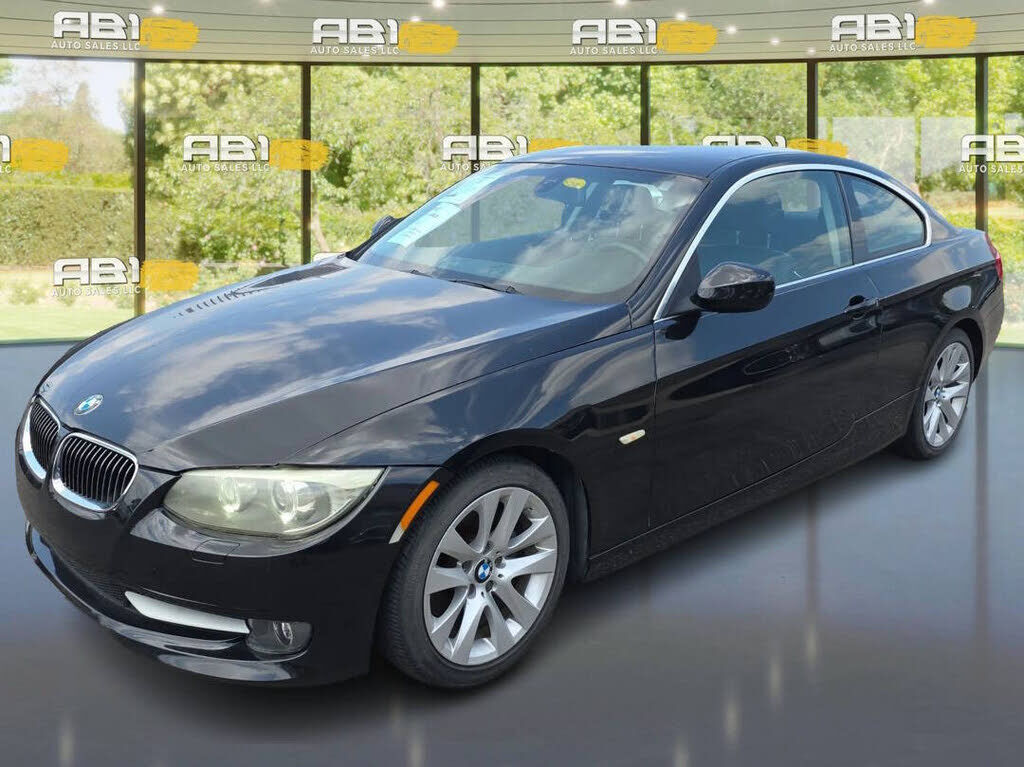 2012 BMW 3 Series