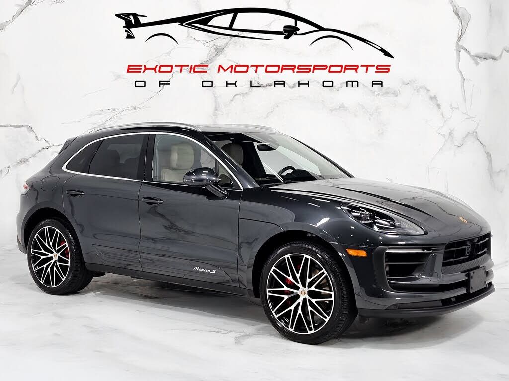 2023 PORSCHE Macan