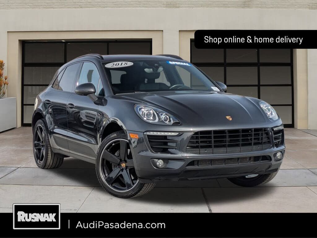 2018 PORSCHE Macan