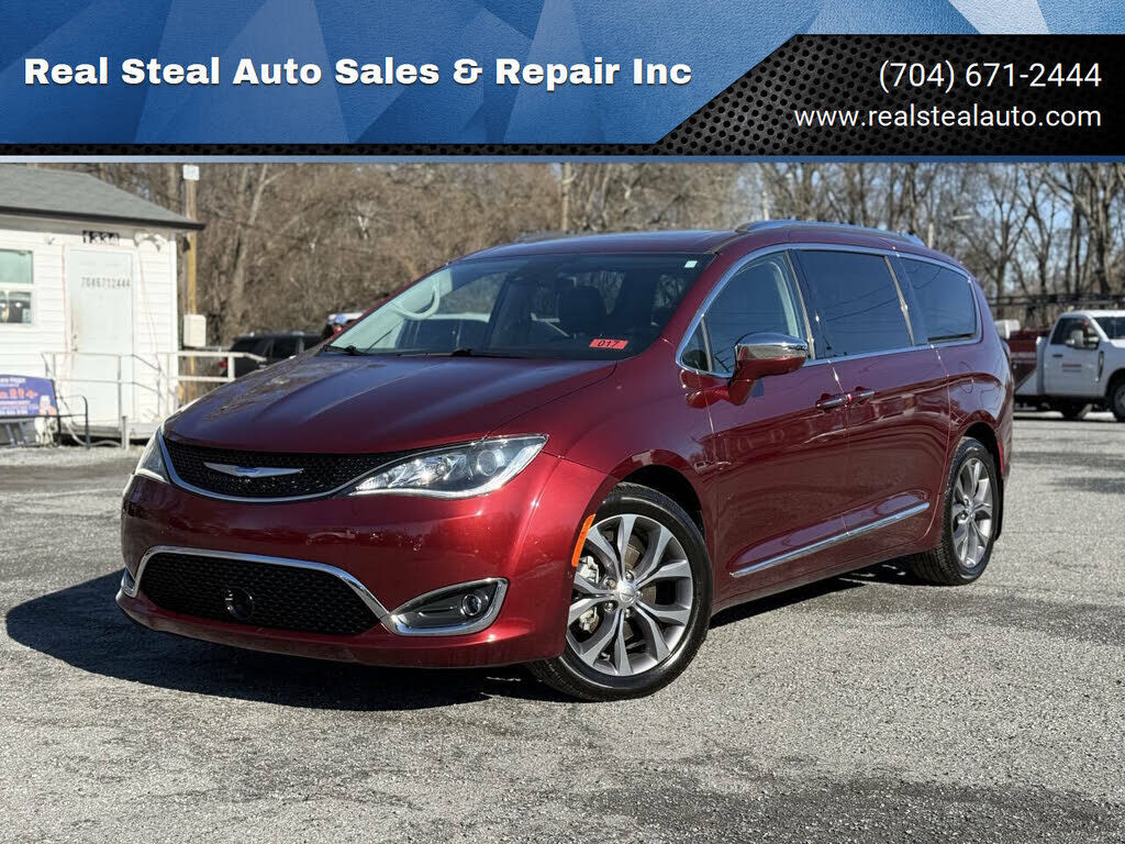 2019 CHRYSLER Pacifica
