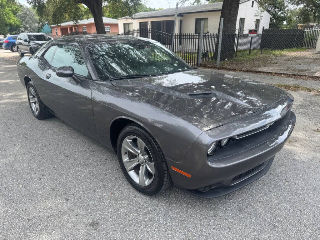 2016 DODGE Challenger