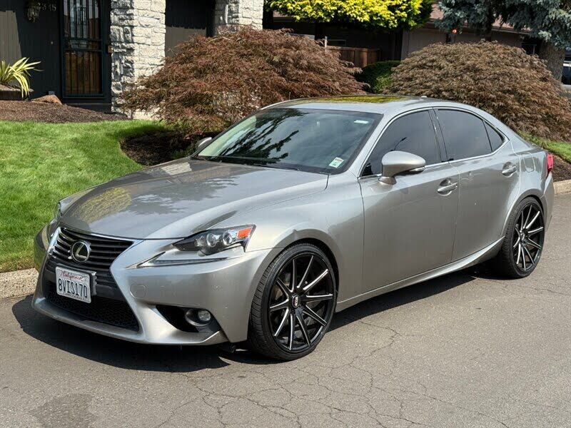 2015 LEXUS IS