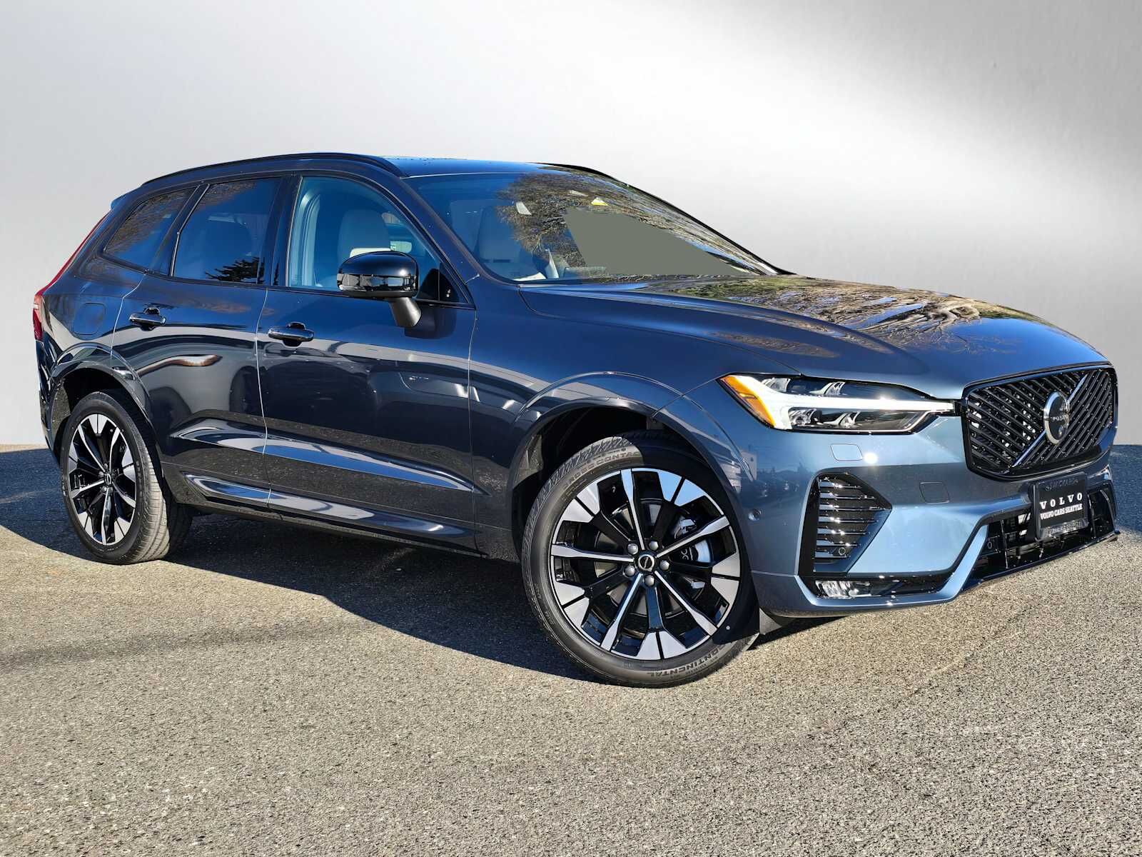 2026 VOLVO XC60