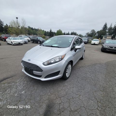 2016 FORD Fiesta