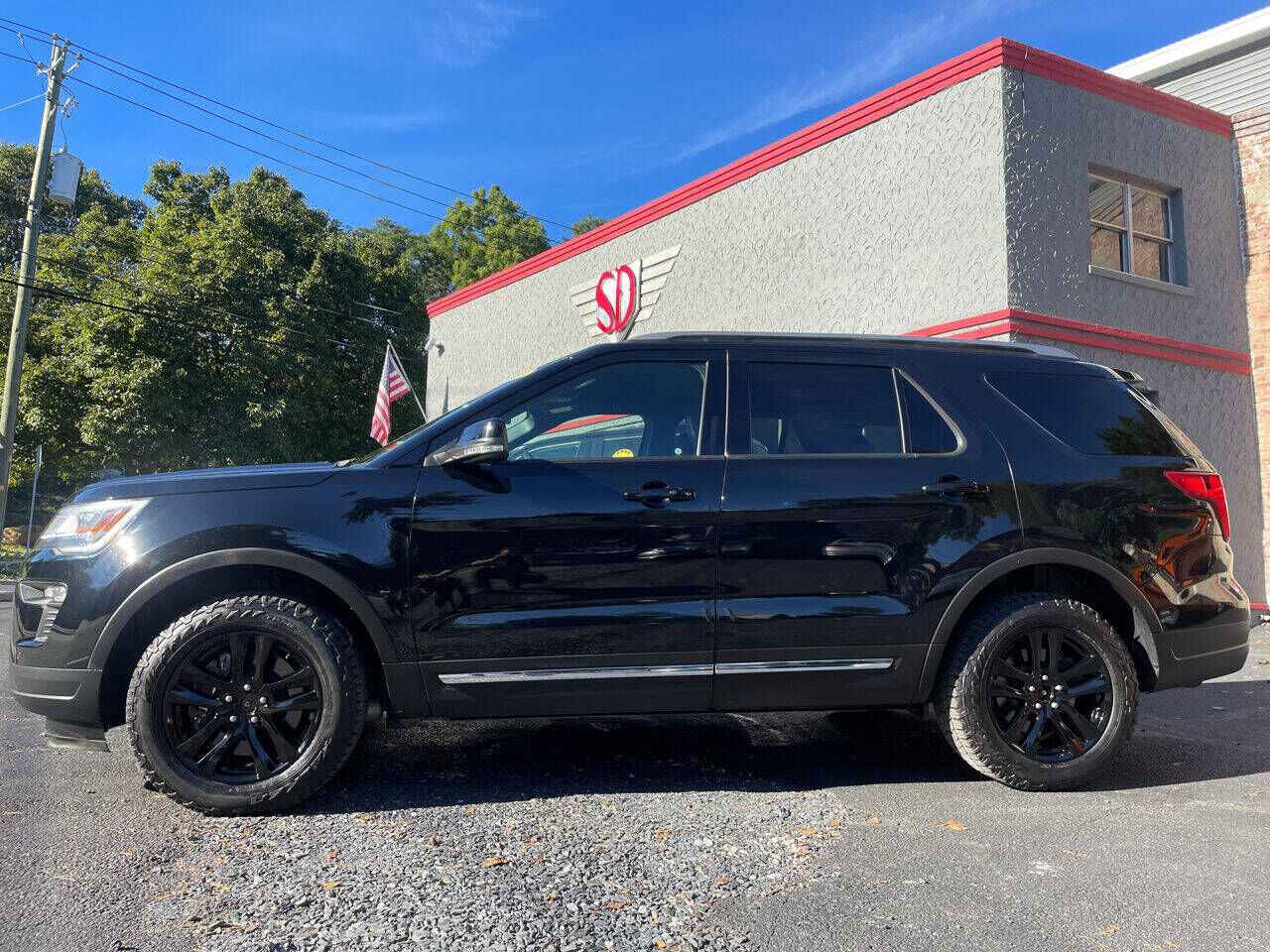 2018 FORD Explorer