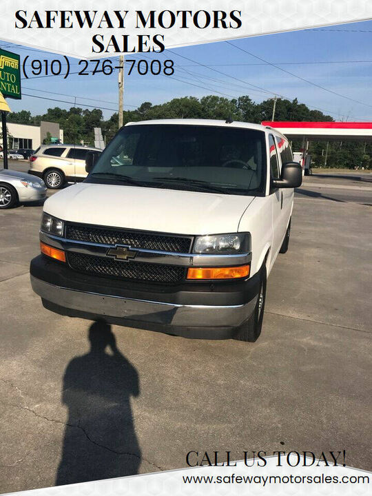 2017 CHEVROLET Express