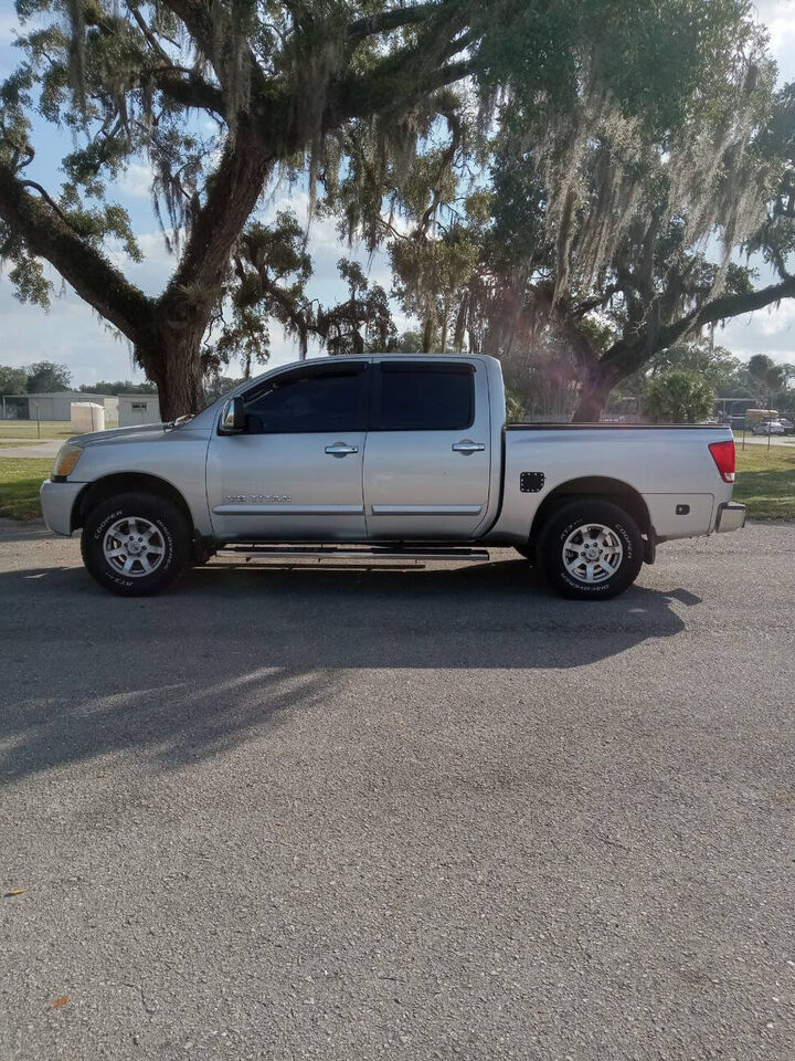 2005 NISSAN Titan