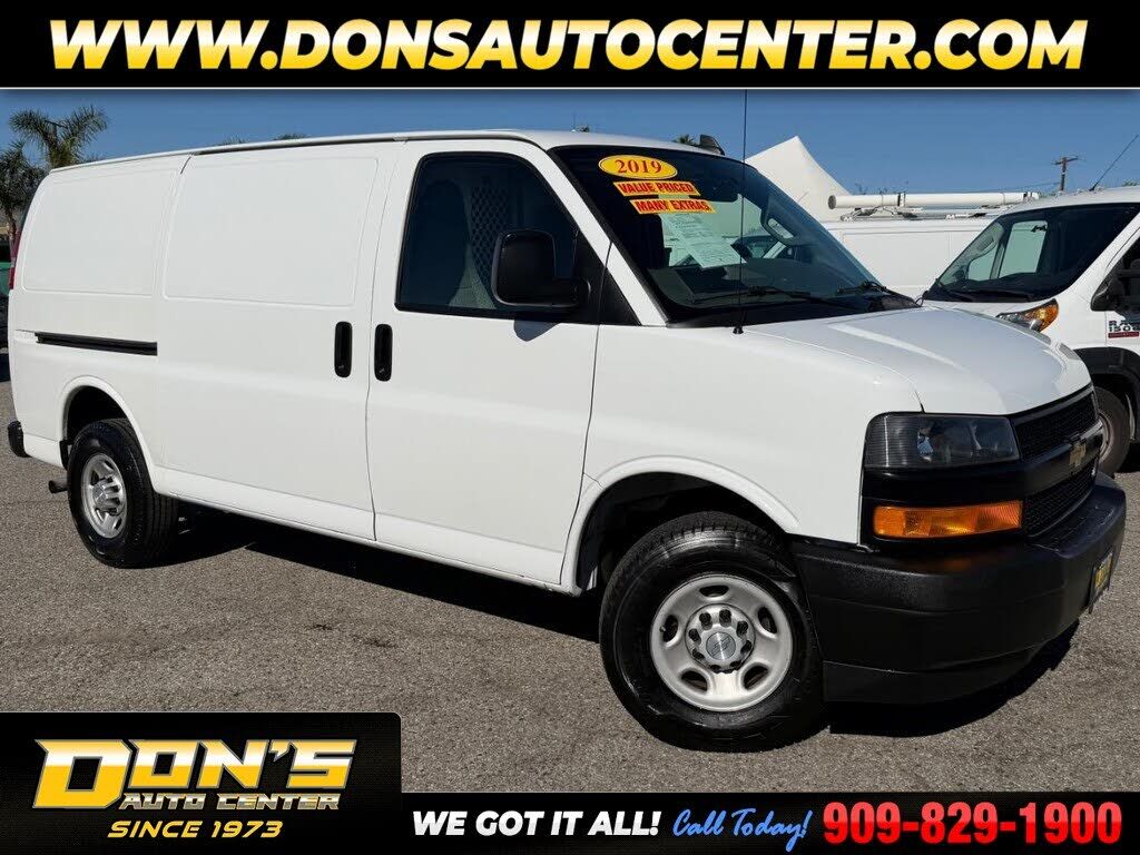2019 CHEVROLET Express