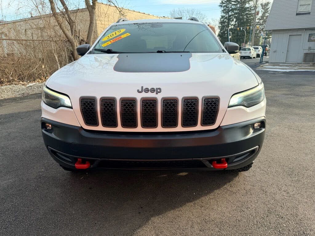 2019 JEEP Cherokee