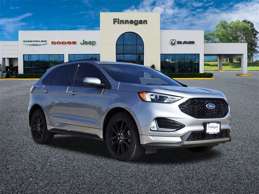 2022 FORD Edge