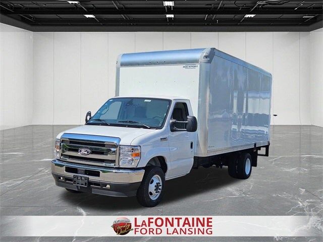 2026 FORD E-450
