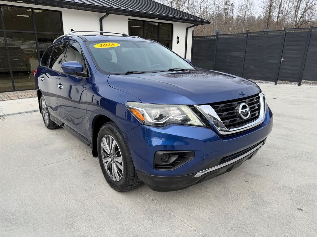 2018 NISSAN Pathfinder