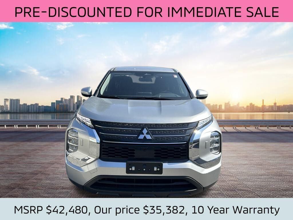 2025 MITSUBISHI Outlander