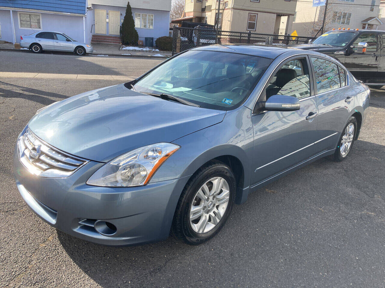 2010 NISSAN Altima