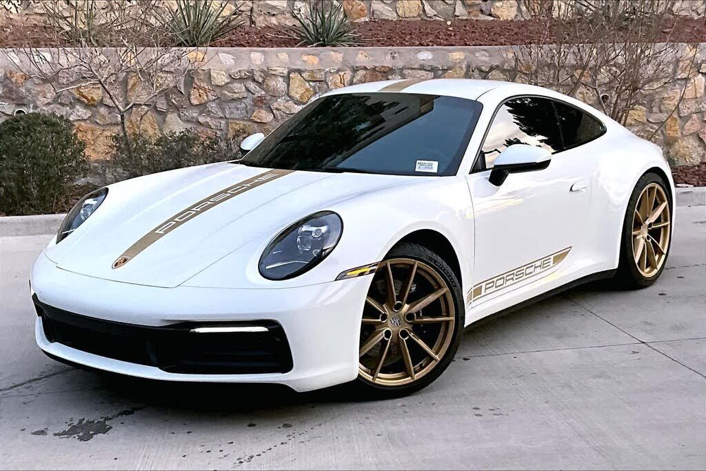 2021 PORSCHE 911