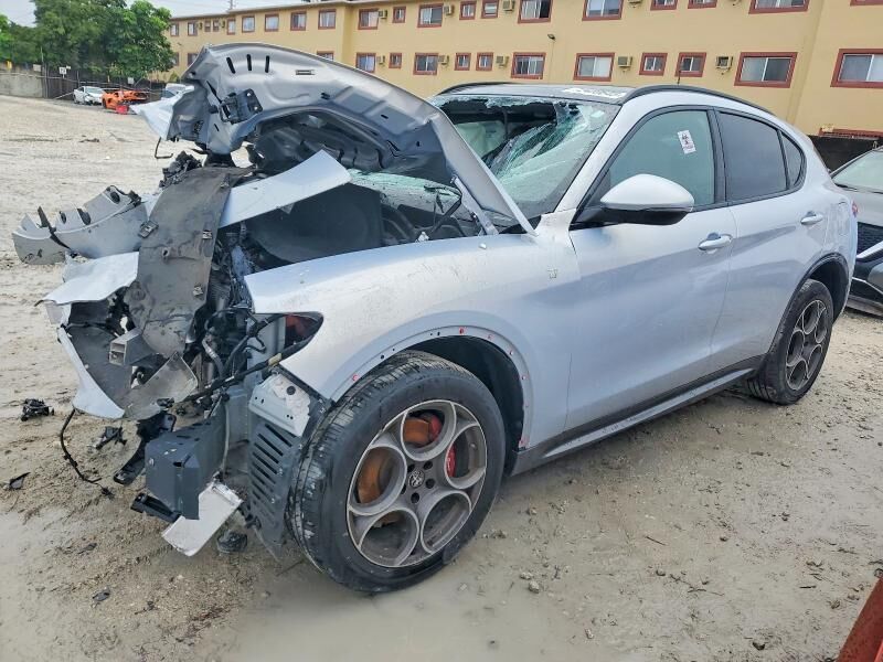 2022 ALFA ROMEO Stelvio
