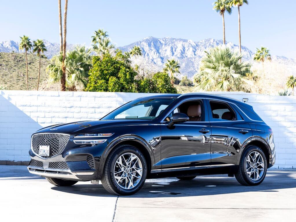 2025 GENESIS GV70