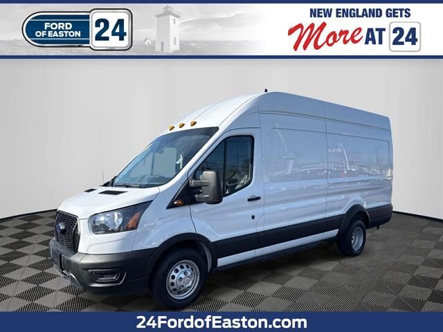 2022 FORD Transit