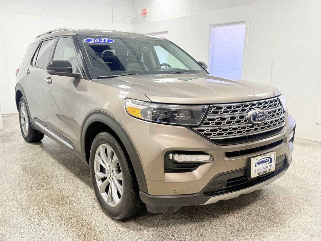 2021 FORD Explorer