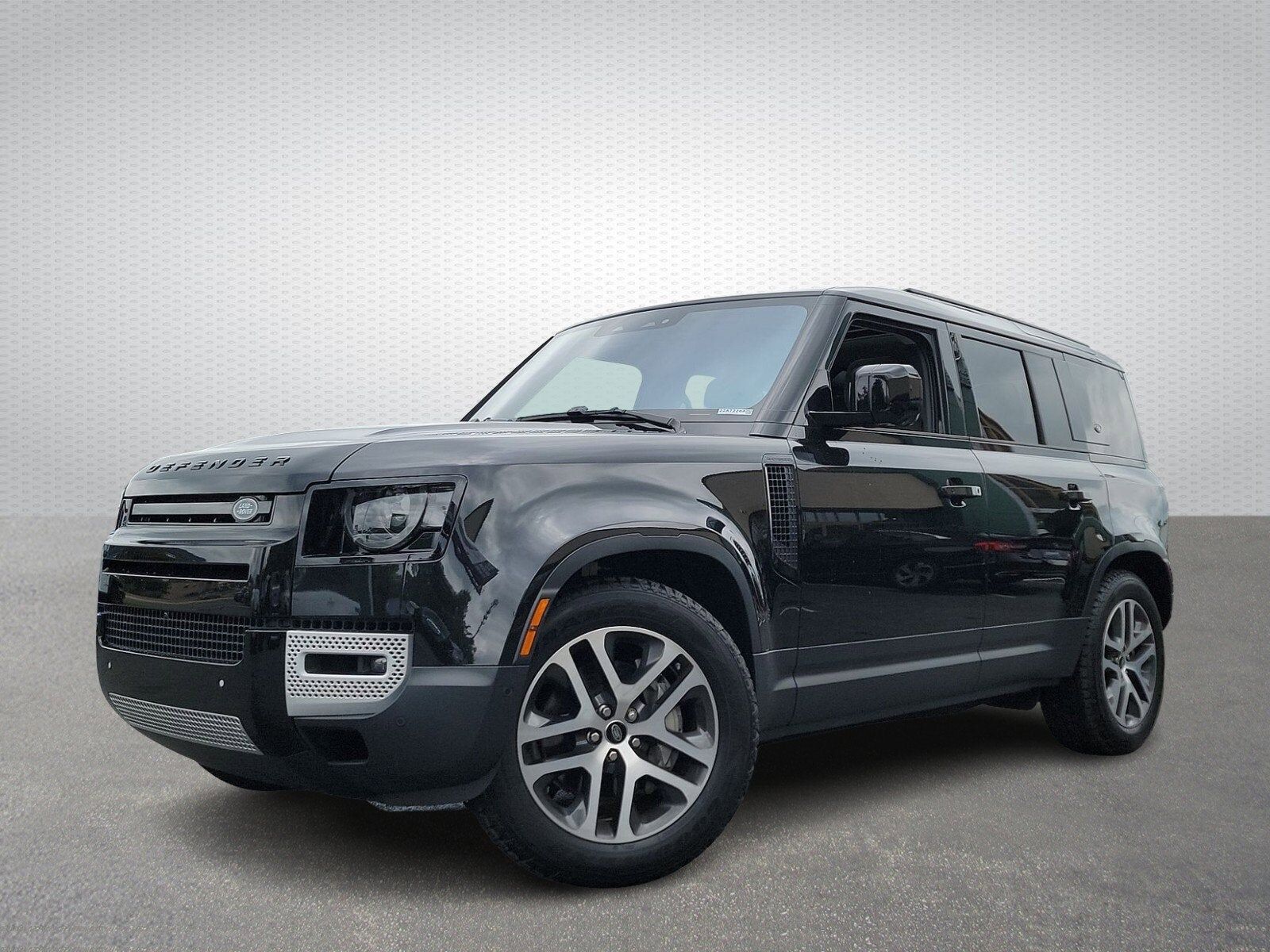 2020 LAND ROVER Defender