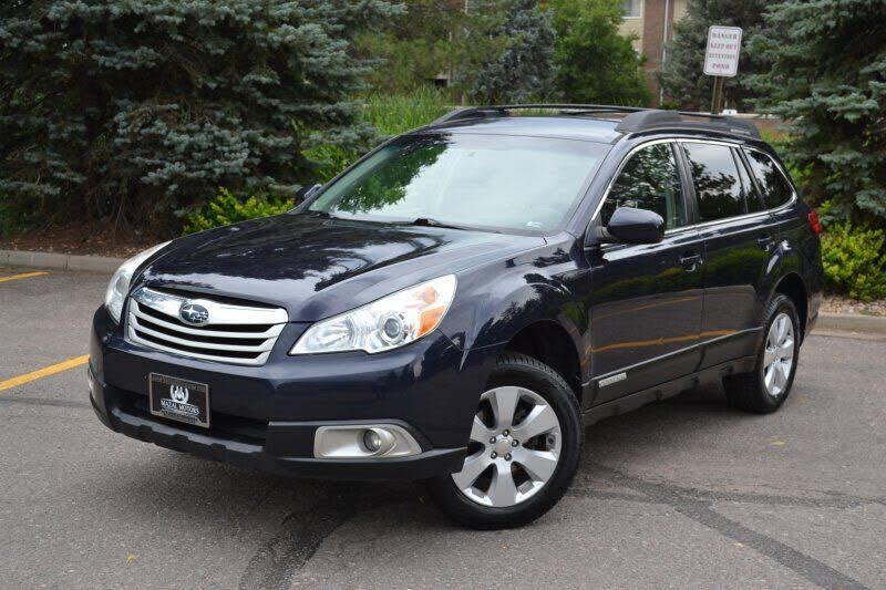 2012 SUBARU Outback