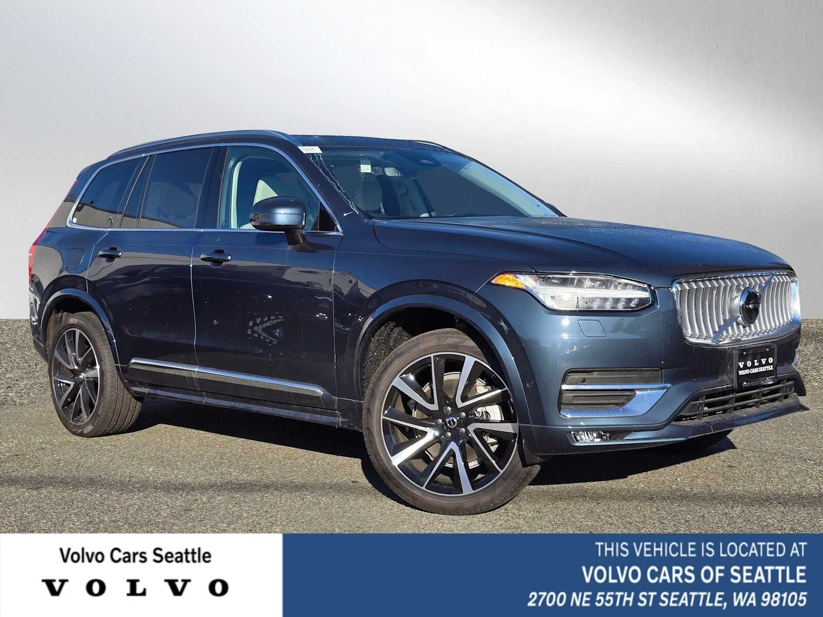 2023 VOLVO XC90