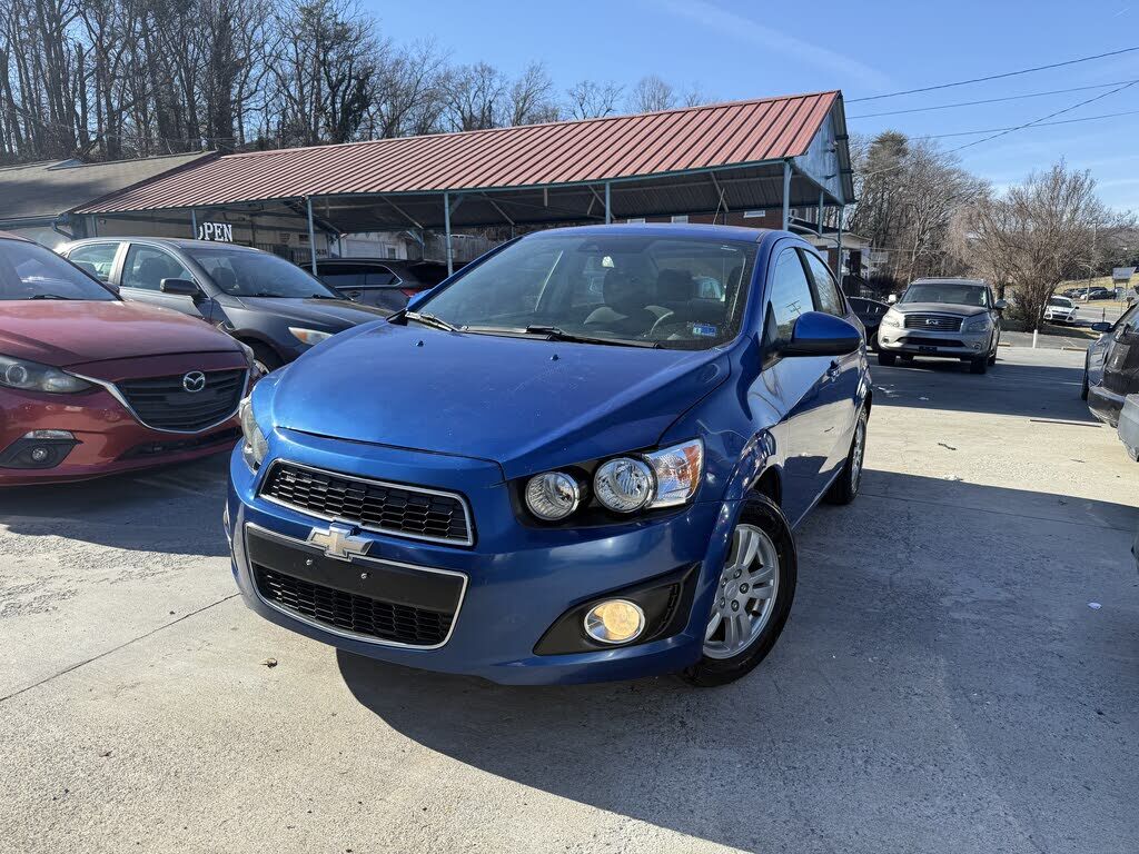 2016 CHEVROLET Sonic
