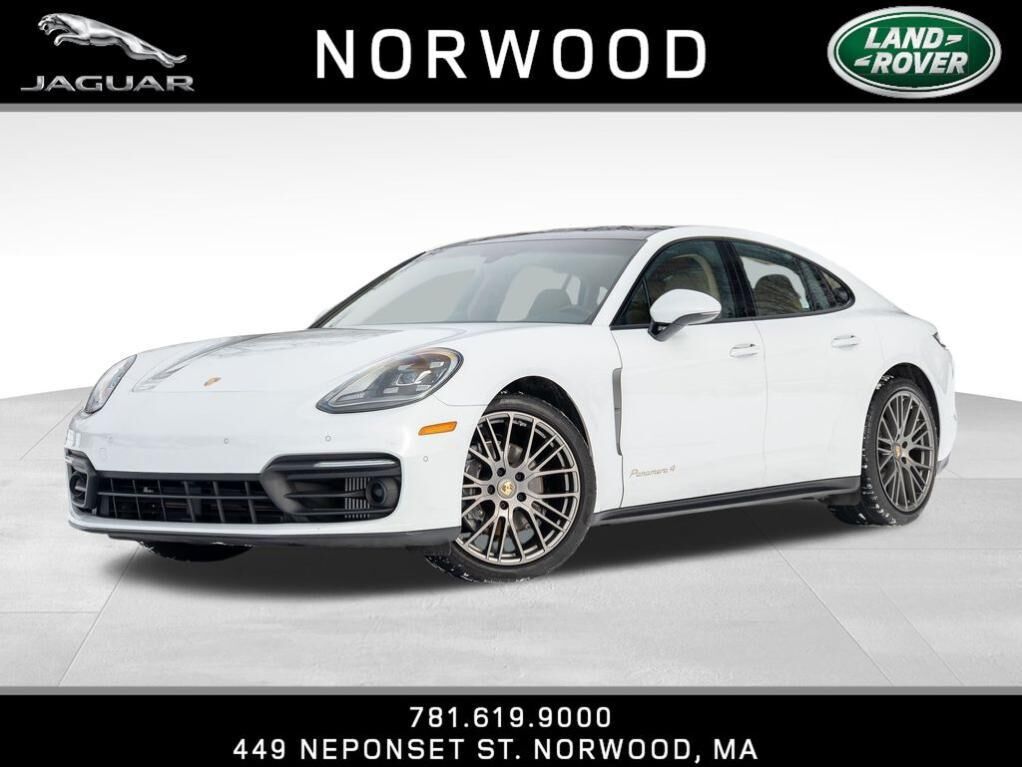 2023 PORSCHE Panamera